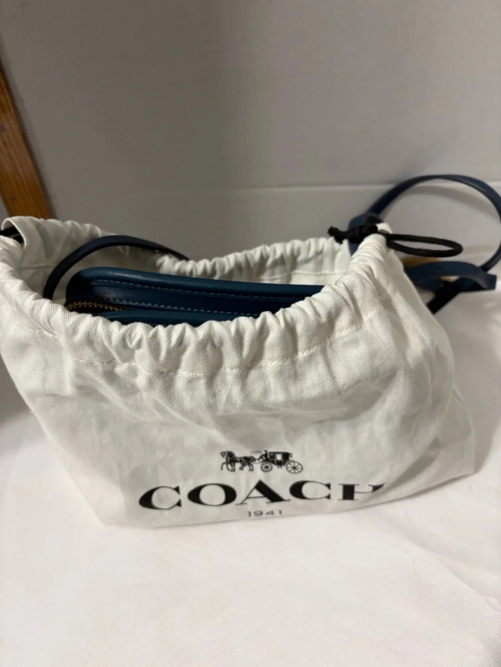 Coach Pebble Leather Crossbody Bag in Teal Zip closure adjustable strap w/charm - Picture 7 of 15
